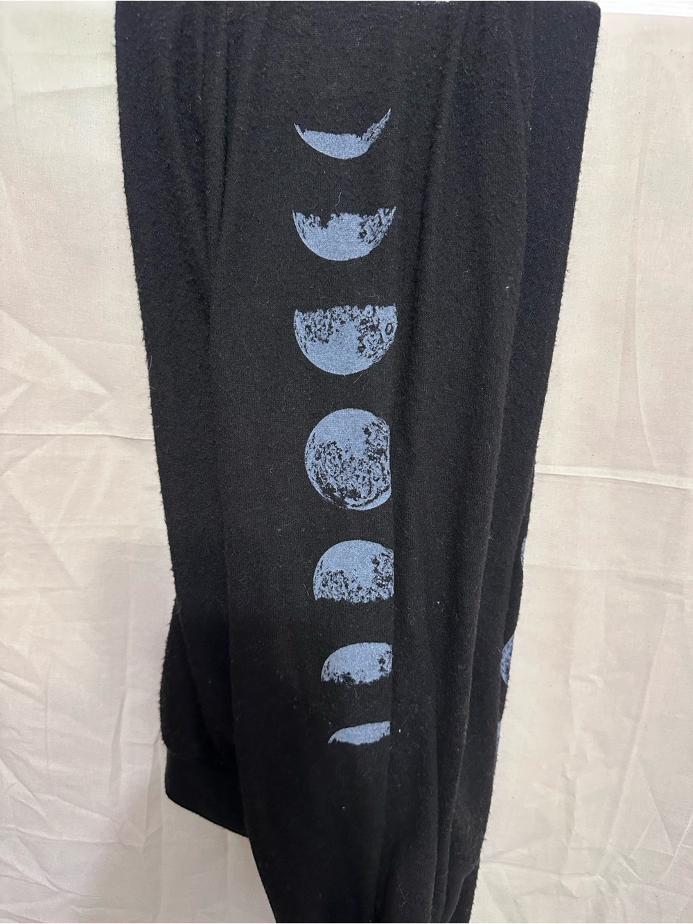 Sweater - Picture 3 of 4